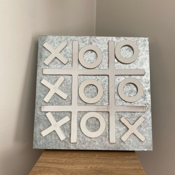 Other - Tic tac toe wall decor